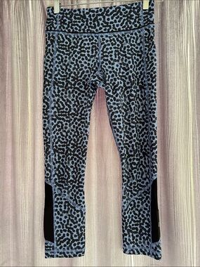 Lululemon Pace Rival Crop
SIZE 4